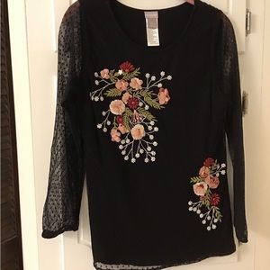 Chicos black embroidered mesh top, with sewn in lining. Size 0.